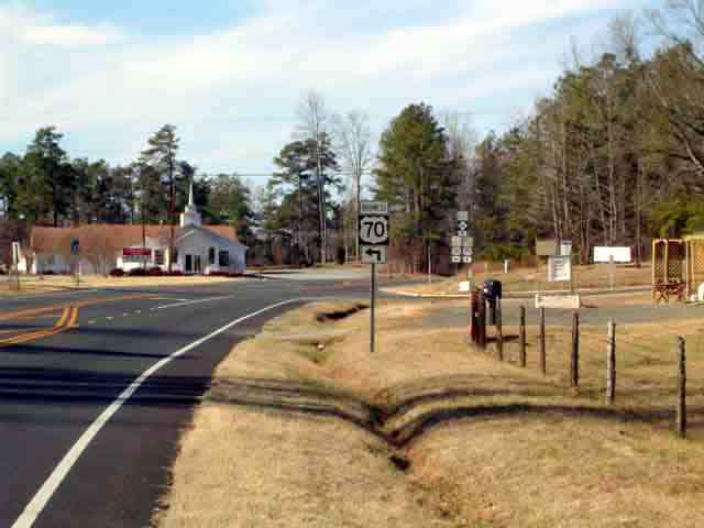 Bus US 70 - Hillsborough - East